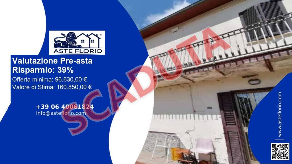 casa indipendente in vendita a Sorano