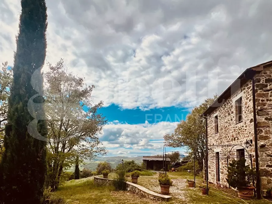 casa indipendente in vendita a Sorano in zona Montebuono
