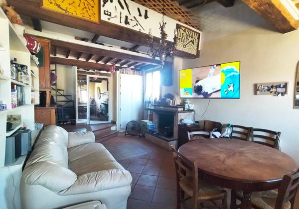 appartamento in vendita a Sorano in zona San Quirico