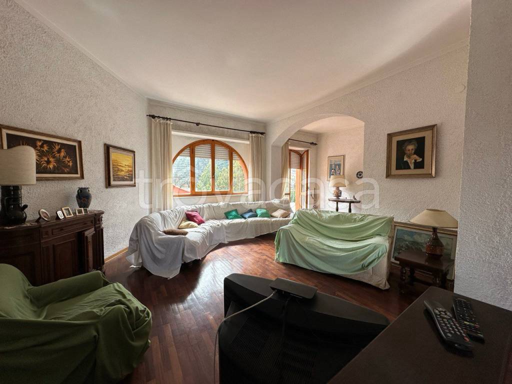 appartamento in vendita a Sorano in zona San Quirico