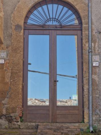 pentavano in vendita a Sorano