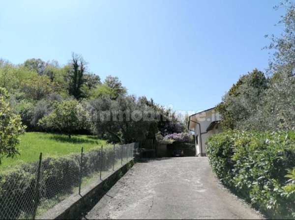 casa indipendente in vendita a Sorano in zona San Giovanni delle Contee