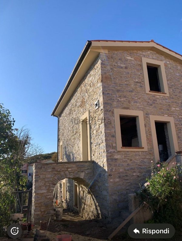 quadrivano in vendita a Sorano