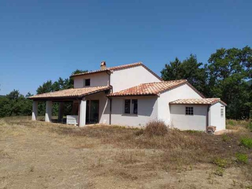 casa indipendente in vendita a Sorano in zona Elmo