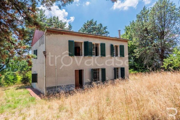 casa indipendente in vendita a Sorano in zona San Valentino