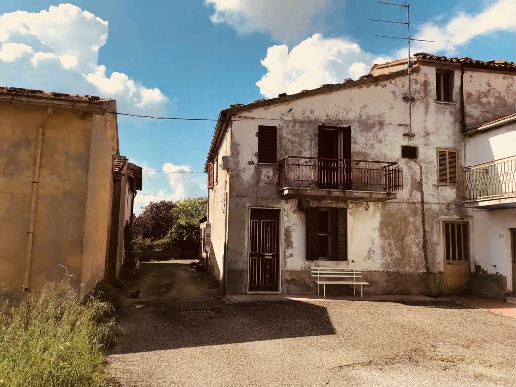 casa indipendente in vendita a Sorano