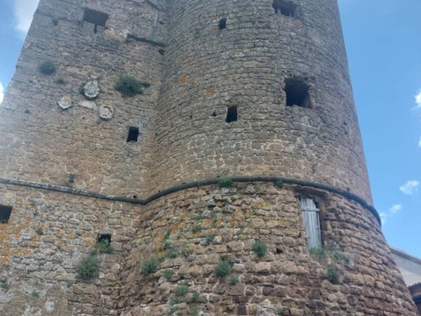 appartamento in vendita a Sorano in zona Castell'Ottieri