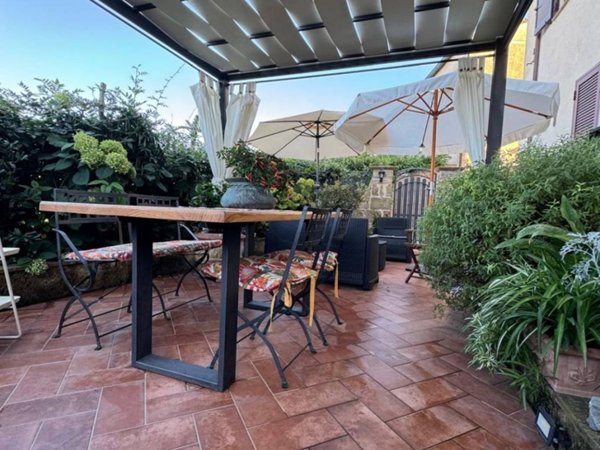appartamento in vendita a Sorano in zona San Quirico