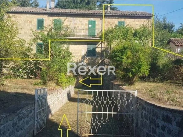 casa indipendente in vendita a Sorano in zona San Quirico