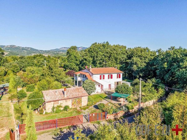 casa indipendente in vendita a Sorano in zona Castell'Ottieri