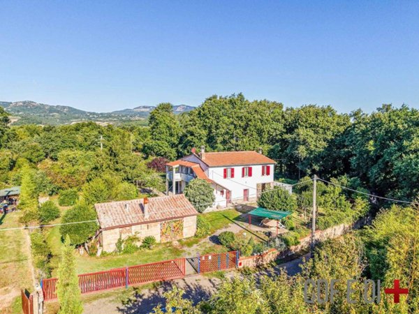 casa indipendente in vendita a Sorano in zona Castell'Ottieri