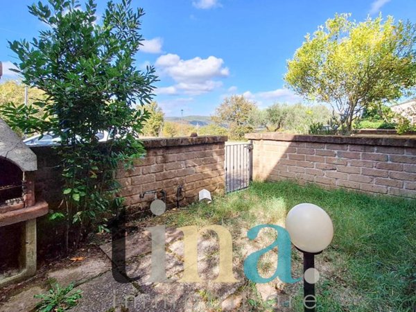 appartamento in vendita a Monterotondo Marittimo in zona Frassine