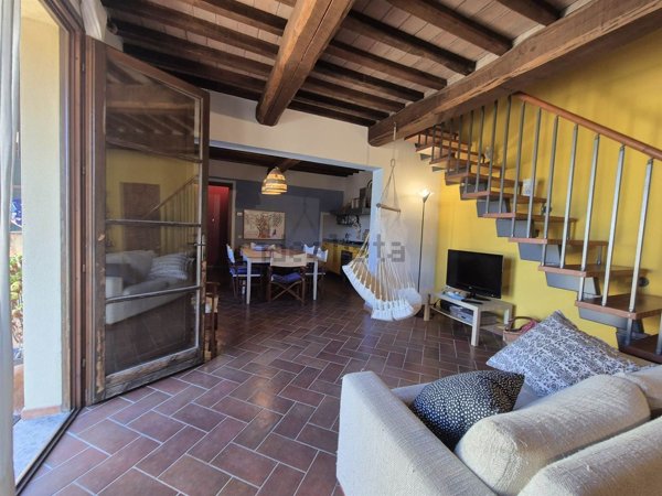 appartamento in vendita a Monterotondo Marittimo in zona Frassine