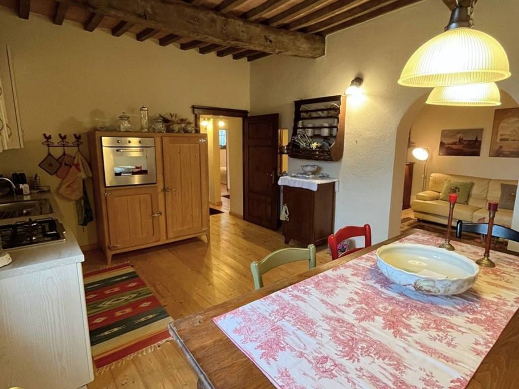 appartamento in vendita a Semproniano