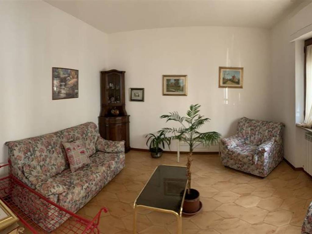 intera palazzina in vendita a Semproniano