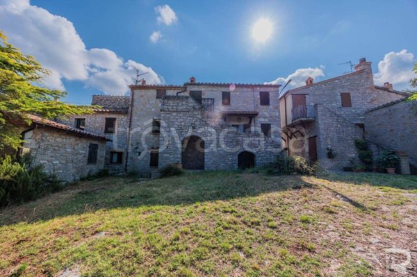 casa indipendente in vendita a Semproniano