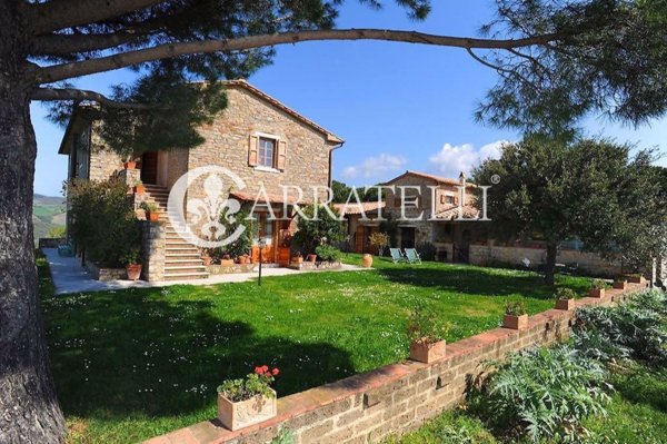 casa indipendente in vendita a Semproniano