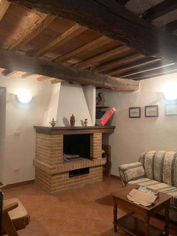 appartamento in vendita a Semproniano
