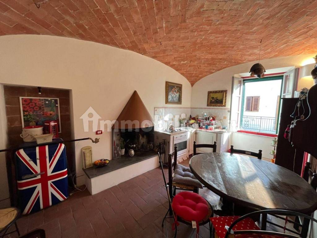 casa indipendente in vendita a Semproniano