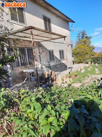 appartamento in vendita a Semproniano in zona Cellena