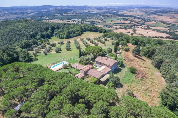 casa indipendente in vendita a Semproniano