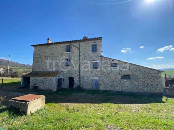 casa indipendente in vendita a Semproniano