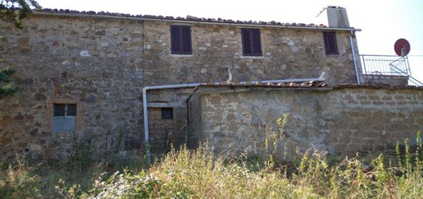 casa indipendente in vendita a Semproniano