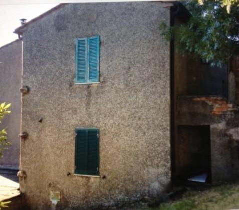 casa indipendente in vendita a Semproniano
