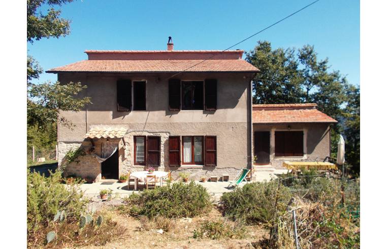 casa indipendente in vendita a Semproniano