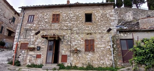 casa indipendente in vendita a Semproniano