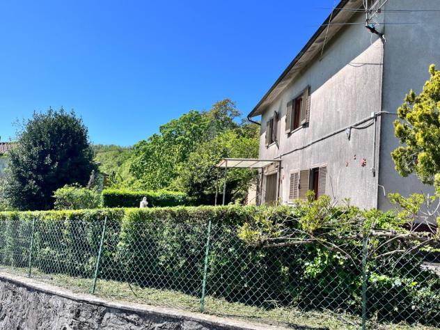 casa indipendente in vendita a Semproniano in zona Cellena