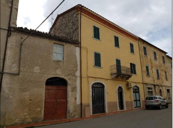 appartamento in vendita a Semproniano