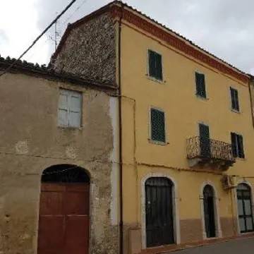 appartamento in vendita a Semproniano