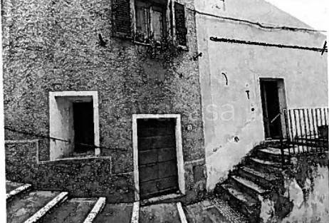 appartamento in vendita a Semproniano