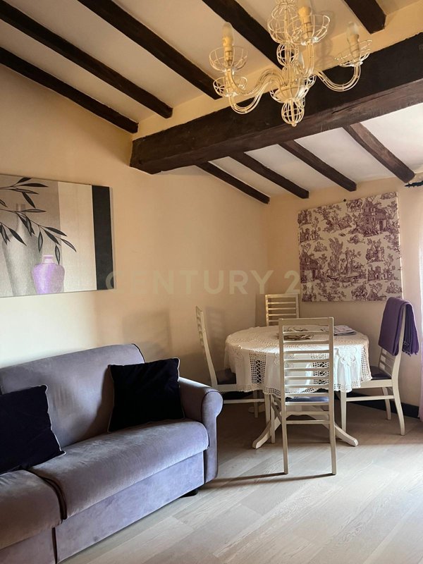 casa indipendente in vendita a Semproniano in zona Petricci