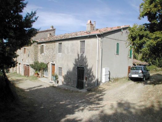 appartamento in vendita a Semproniano in zona Petricci