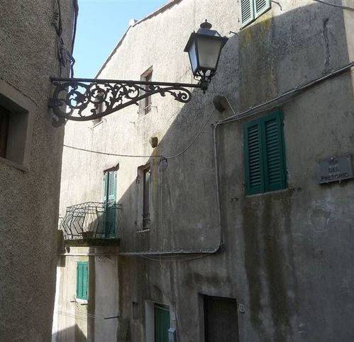 casa indipendente in vendita a Semproniano