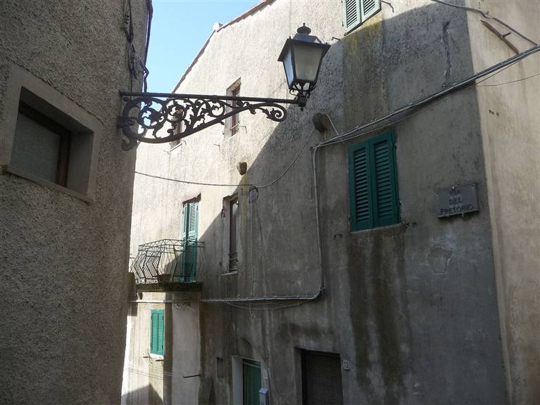 casa indipendente in vendita a Semproniano