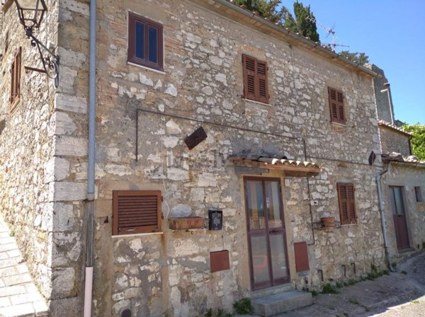 appartamento in vendita a Semproniano