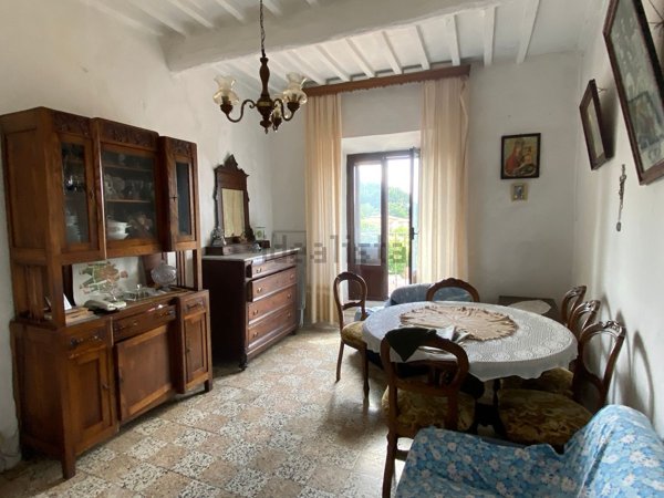 appartamento in vendita a Semproniano