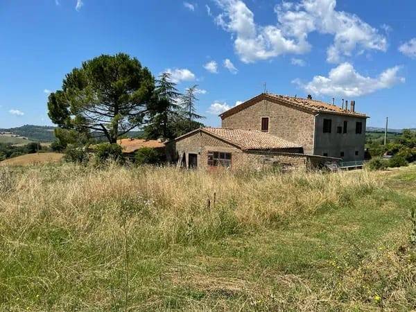 villa in vendita a Semproniano