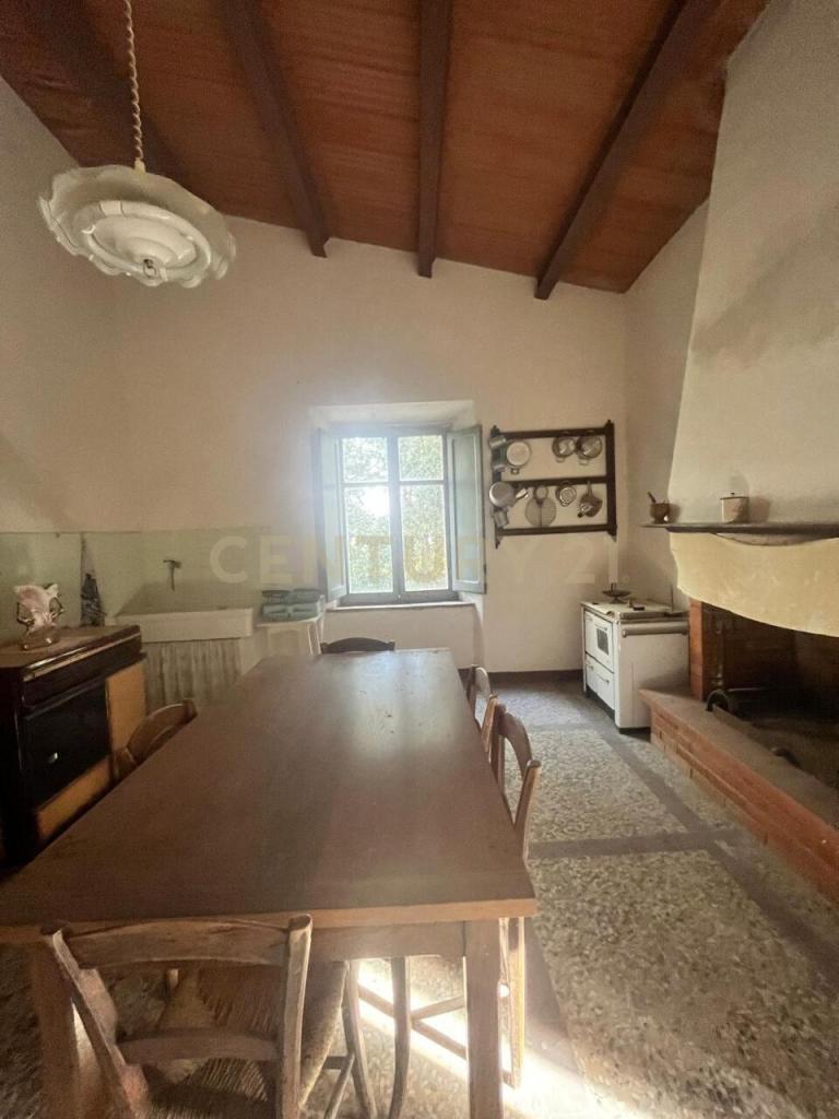 casa indipendente in vendita a Semproniano