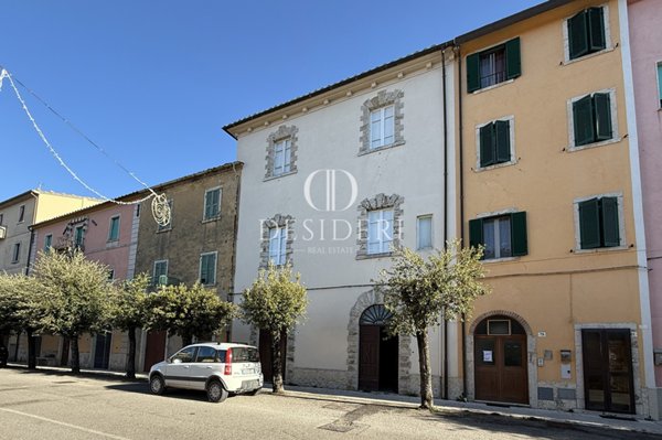 casa semindipendente in vendita a Semproniano