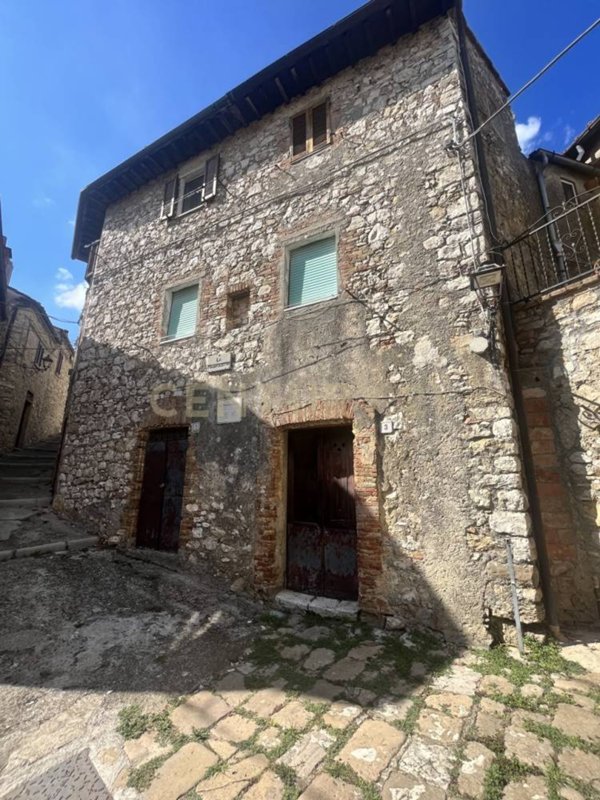 appartamento in vendita a Semproniano