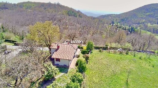 casa indipendente in vendita a Semproniano