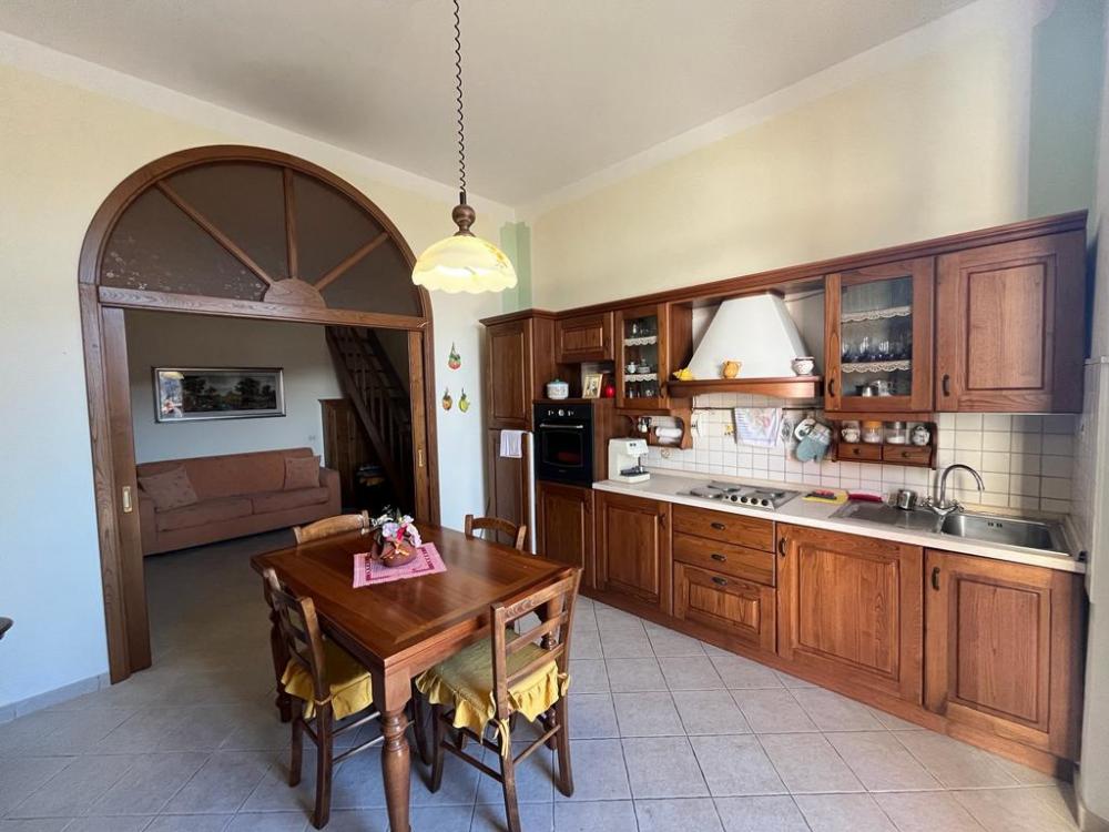 appartamento in vendita a Semproniano