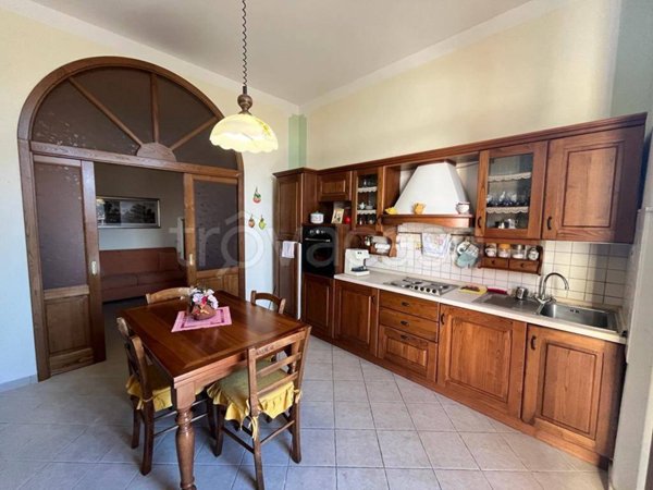 appartamento in vendita a Semproniano