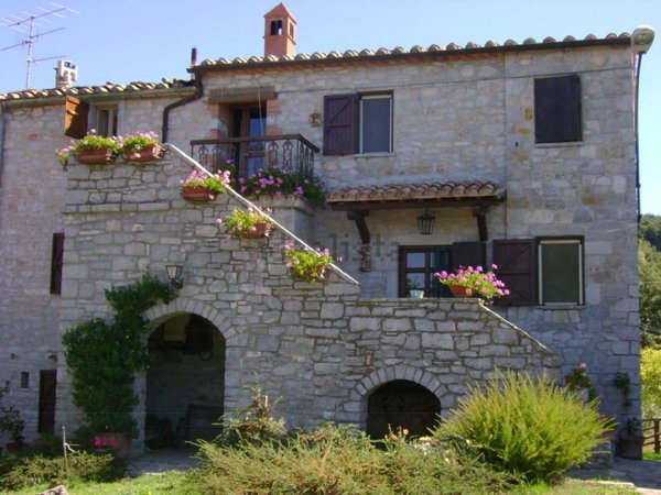 casale in vendita a Semproniano