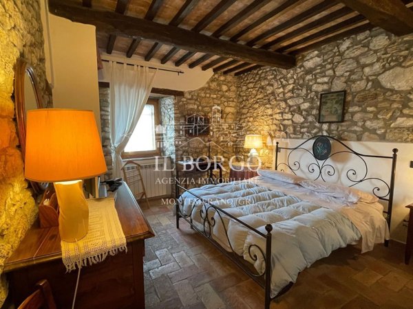 appartamento in vendita a Semproniano