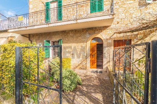 appartamento in vendita a Semproniano